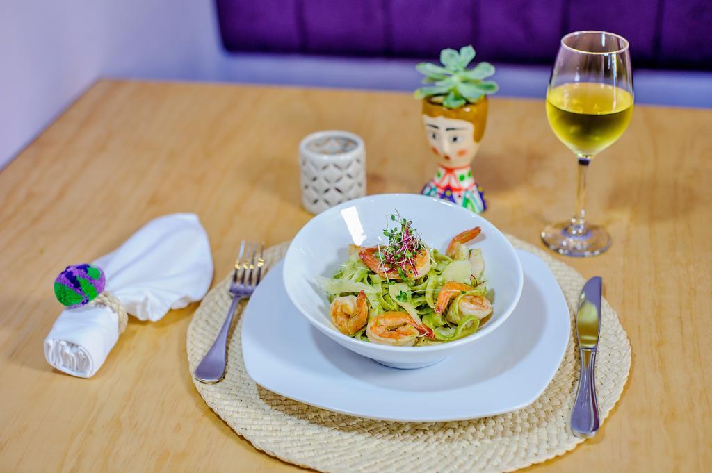 Hotel Casa Del Parque By Ahs Antigua ภายนอก รูปภาพ