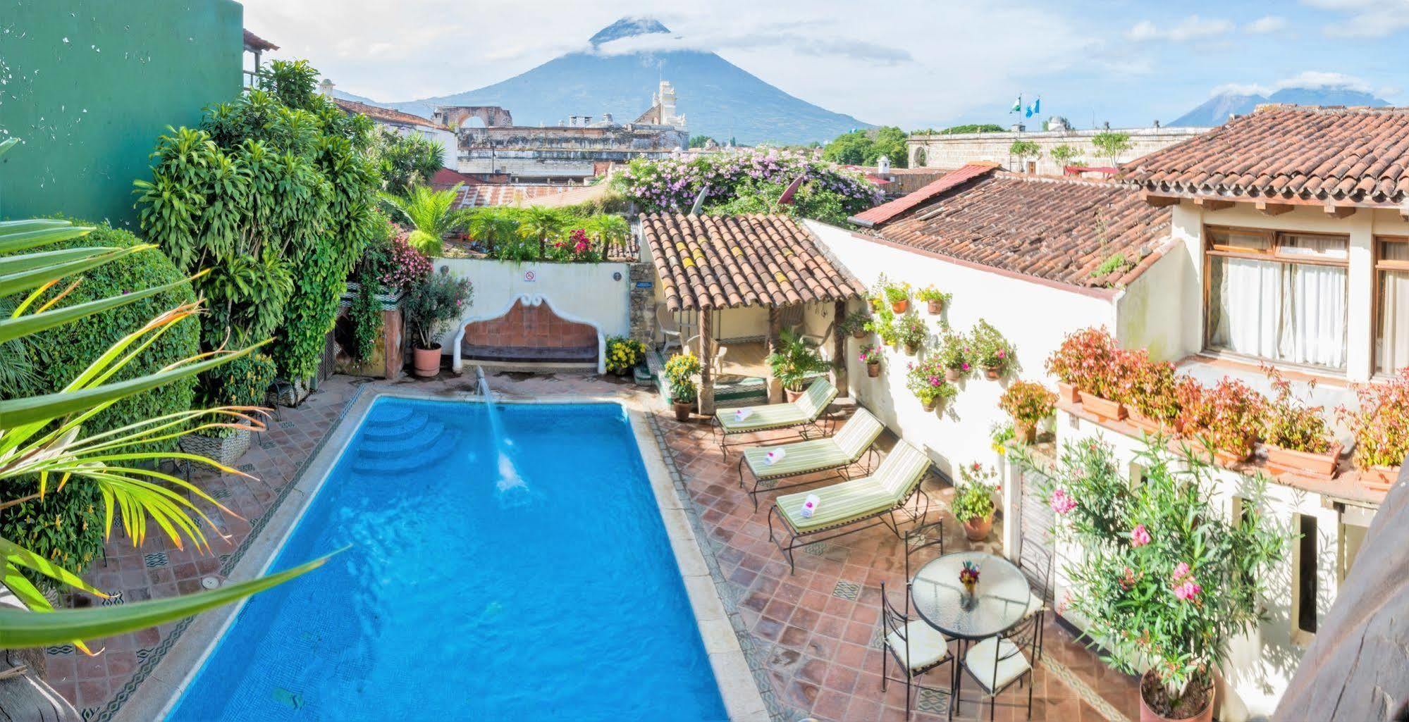 Hotel Casa Del Parque By Ahs Antigua ภายนอก รูปภาพ