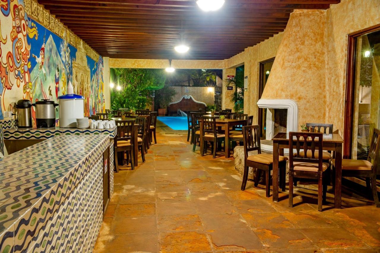 Hotel Casa Del Parque By Ahs Antigua ภายนอก รูปภาพ